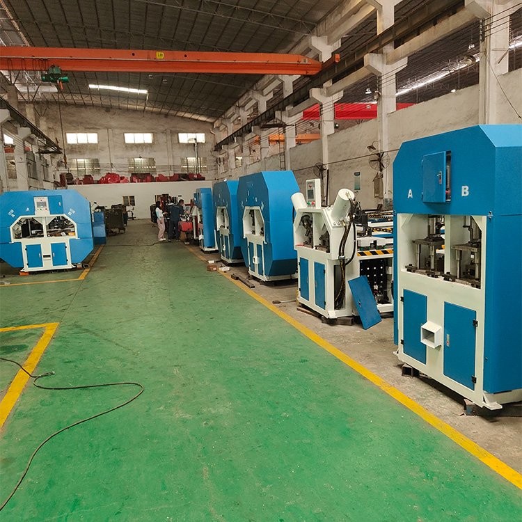 11kW 60SPM Automatic Punching Machine With Red And Black Color 2000kg