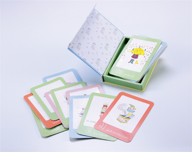 OEM Rigid Cardboard box with magnetic closing lid matt lamination