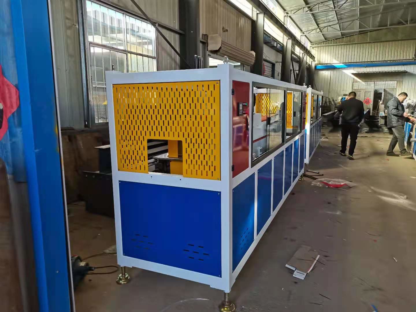 PVC WPC Profile Machine WPC PVC Window Door Plastic Profile Production Line With Twin Screw Extruder