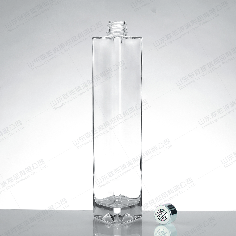 Rubber Stopper Sealed Triangular Prism 50ml 100ml 500ml Brandy Whiskey Glass Bottles