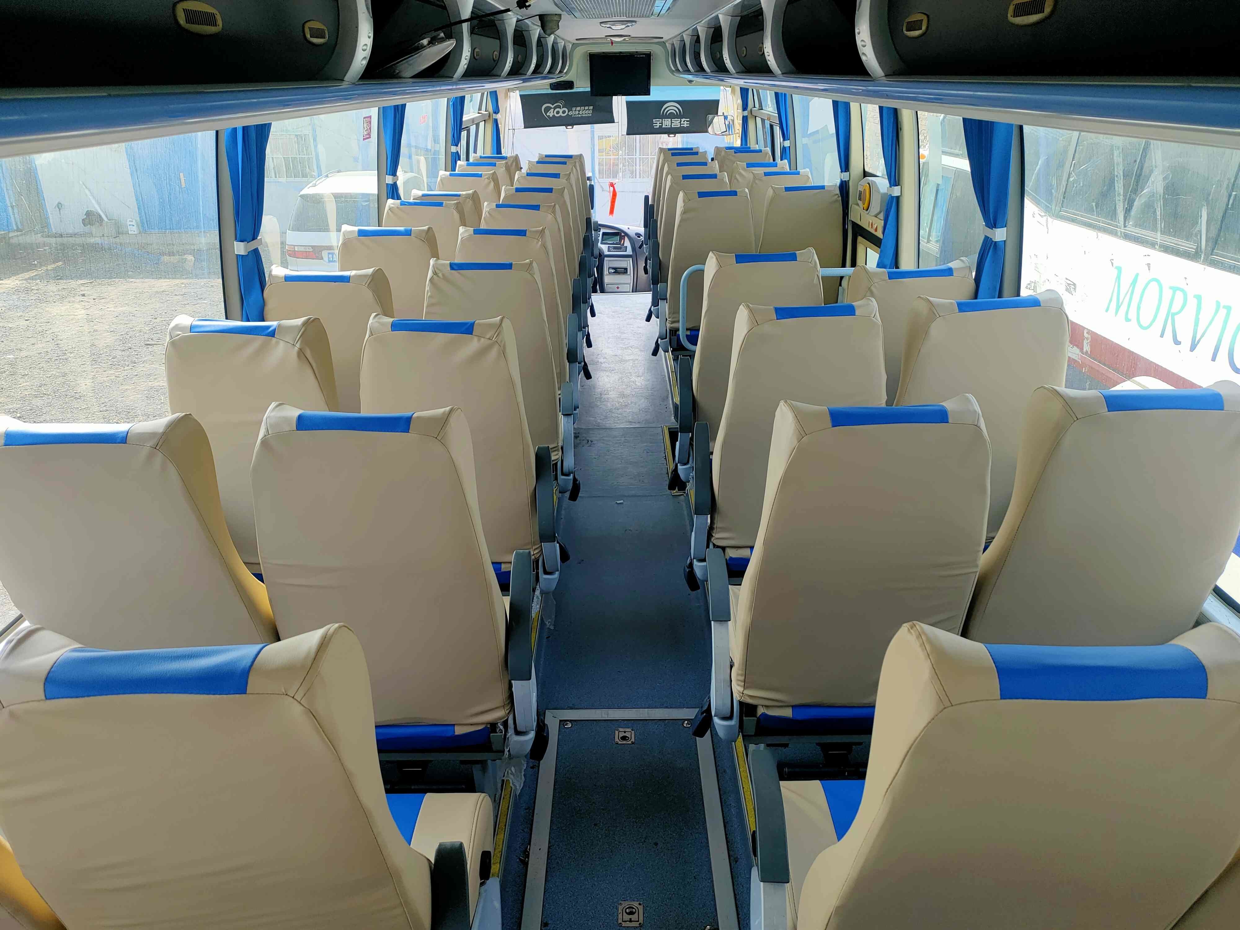 Used Shuttle Bus Yutong ZK6110 Rear Engine Bus 49seats Two Doors Airbag Suspension