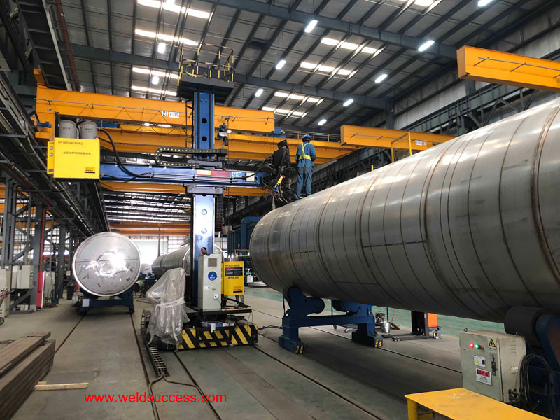 LHC 8080 Automatic Welding Column And Boom Manipulator For 8000 Mm Diameter