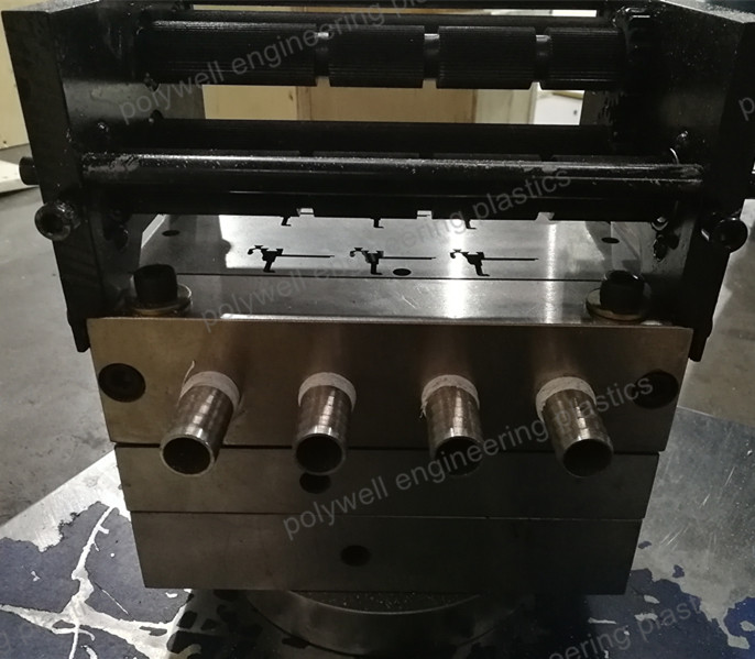 Customized Extrusion Mold For Extruder Machine, Plastic Moulding Dies