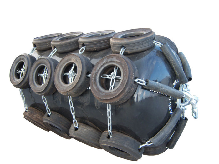 Barge Tyre Dia 600mm Foam Filled Fender With Chain And Tyre Net