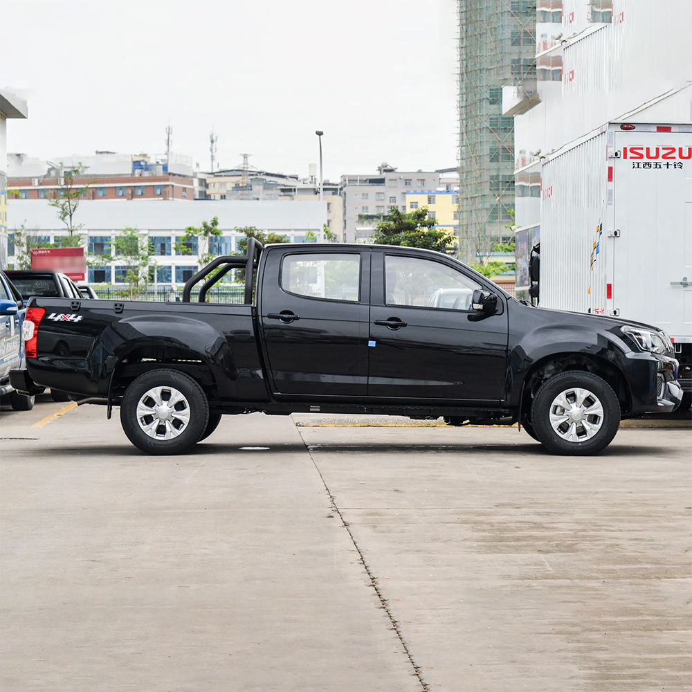Upgrade Your Logistics Transportation with ISUZU JIM 4X4 4WD Diesel Pickup Touch Screen Included