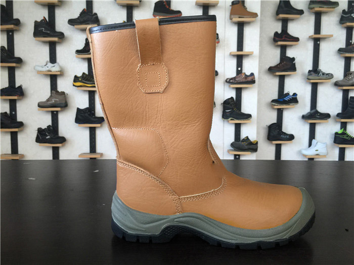 Tan Polo Waterproof Leather Winter Boots , Water Repellent High Cut Work Boots