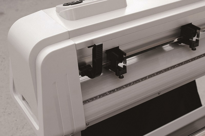 Low Noise Servo Cutting Plotter Stable Performance Long Work Life
