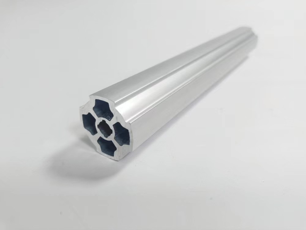 Flat Silvery Structural Aluminum Tubing 6063-T5 Casting For Workbench / Cart