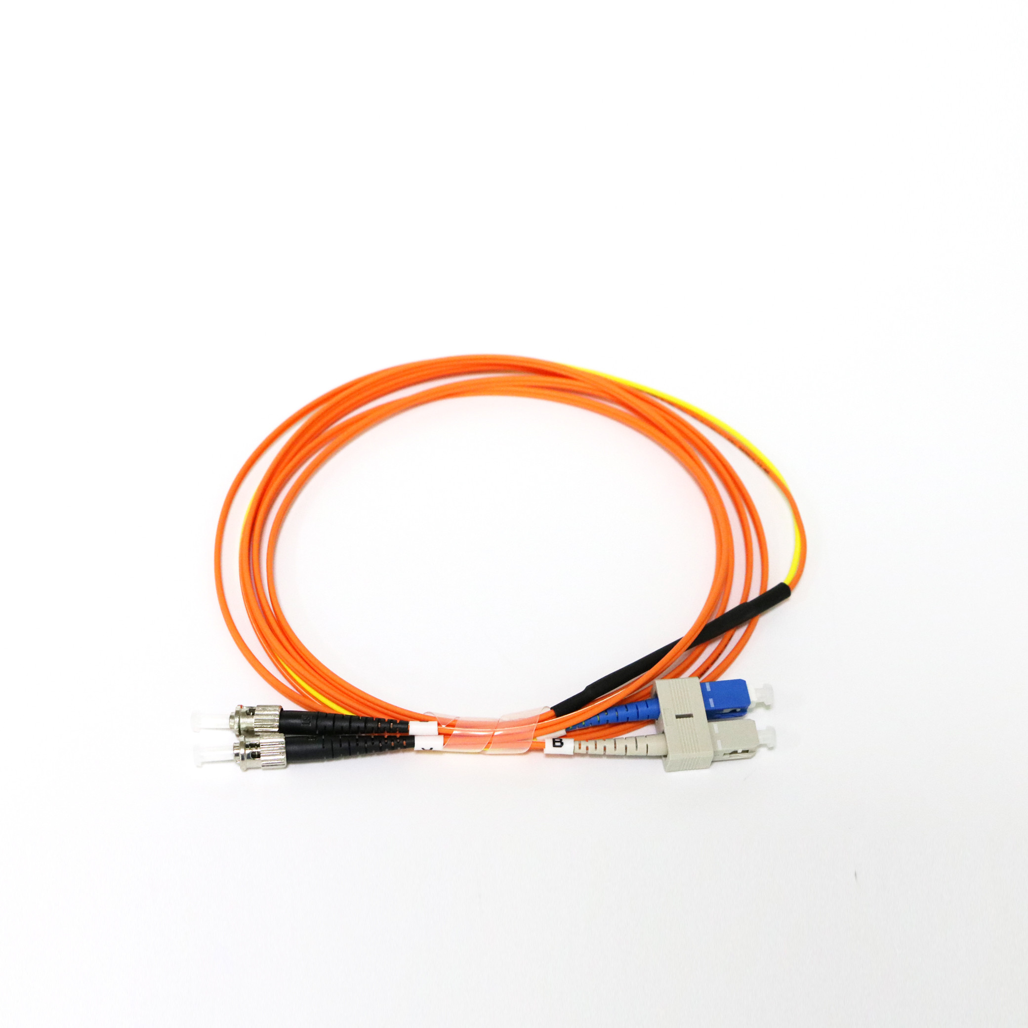 SM MM G.652D G.657A Fiber Optic Patch Cord Low Insertion Loss andreturn loss