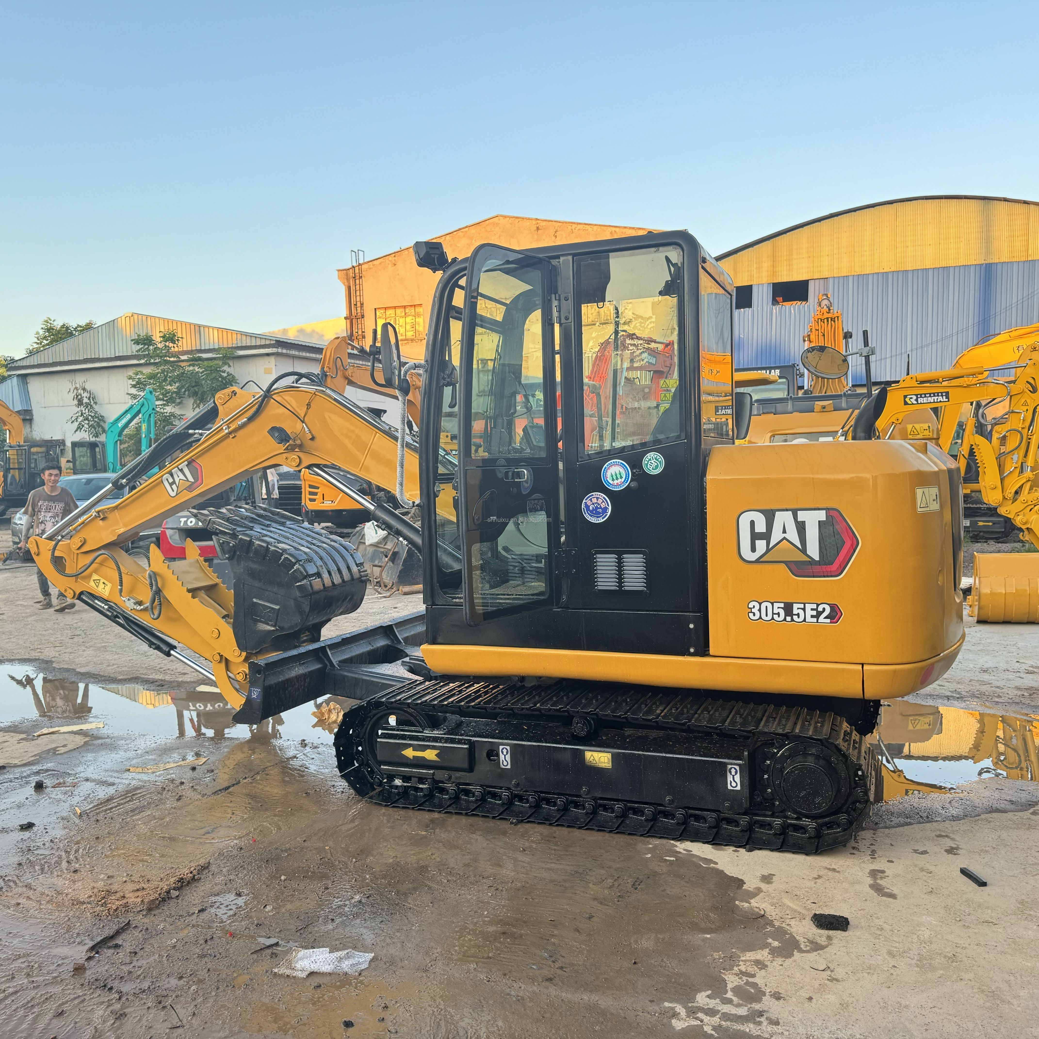 used japanese cat305.5E2 used mini excavator for sale used construction machinery small digger CAT303.5E 306E 308E for sale