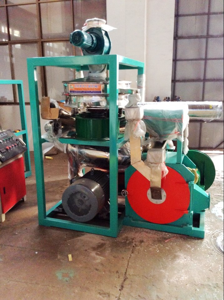 37KW PVC Grinding Pulverizer Machine , Vibration Plastic Milling Machine