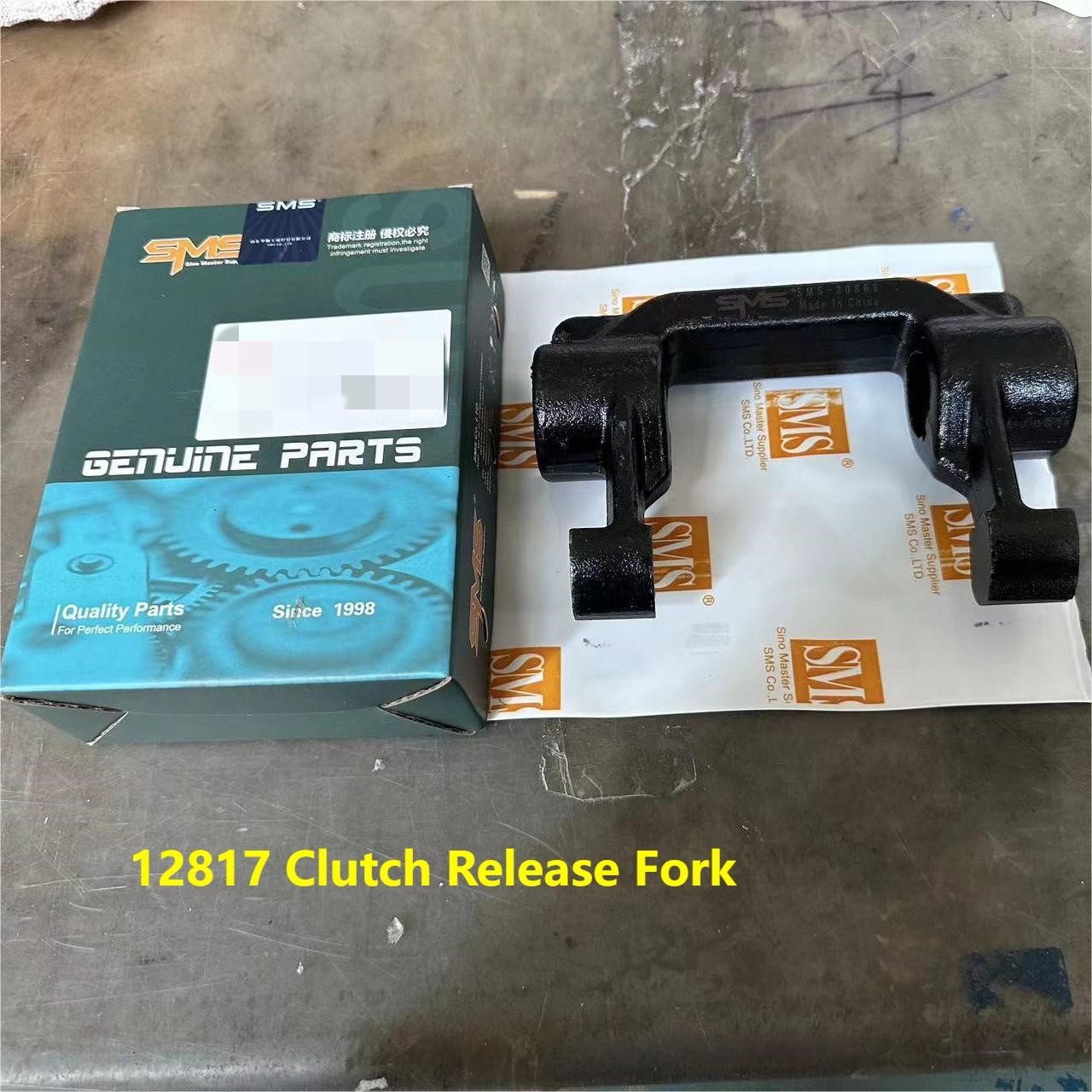 12817 Clutch Release Fork HOWO Truck Parts Release Yoke Clutch Fork FAST Gearbox