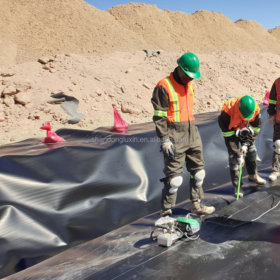 Smooth or Textured Surface HDPE Geomembrane Pond Liner for Dam Project in South Africa