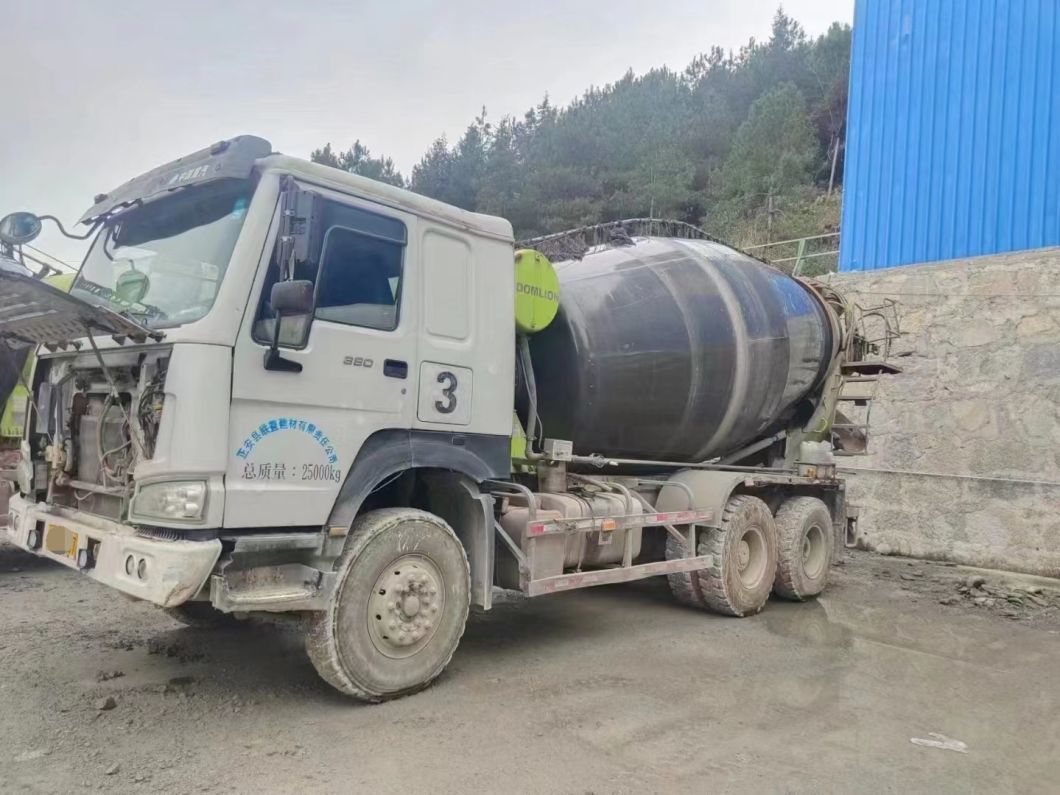 Factroy Delivery 2017 Zoomlion Construction Equipment Concrete-Mixer Truck 12 Cbm