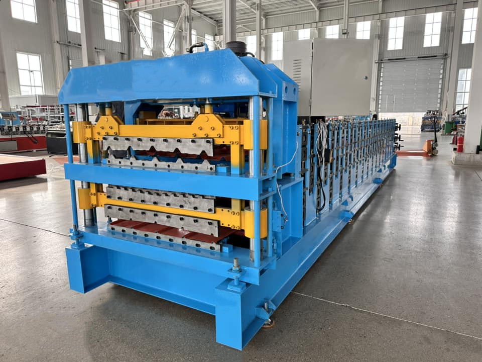 0.4-0.7mm Thickness Three Layer Metal Roof Sheet Roll Forming Machine