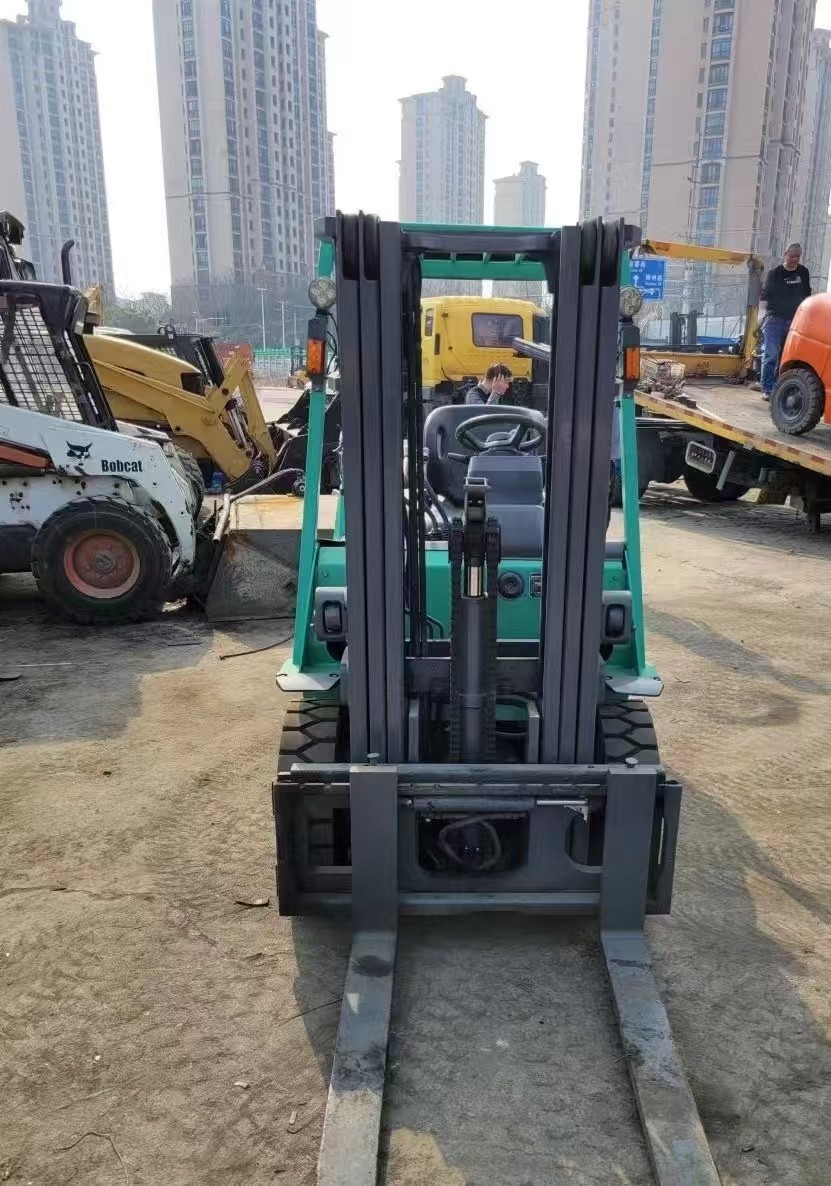 Slightly Used Mitsubishi Second Hand Excavator Available Now For Inquiry