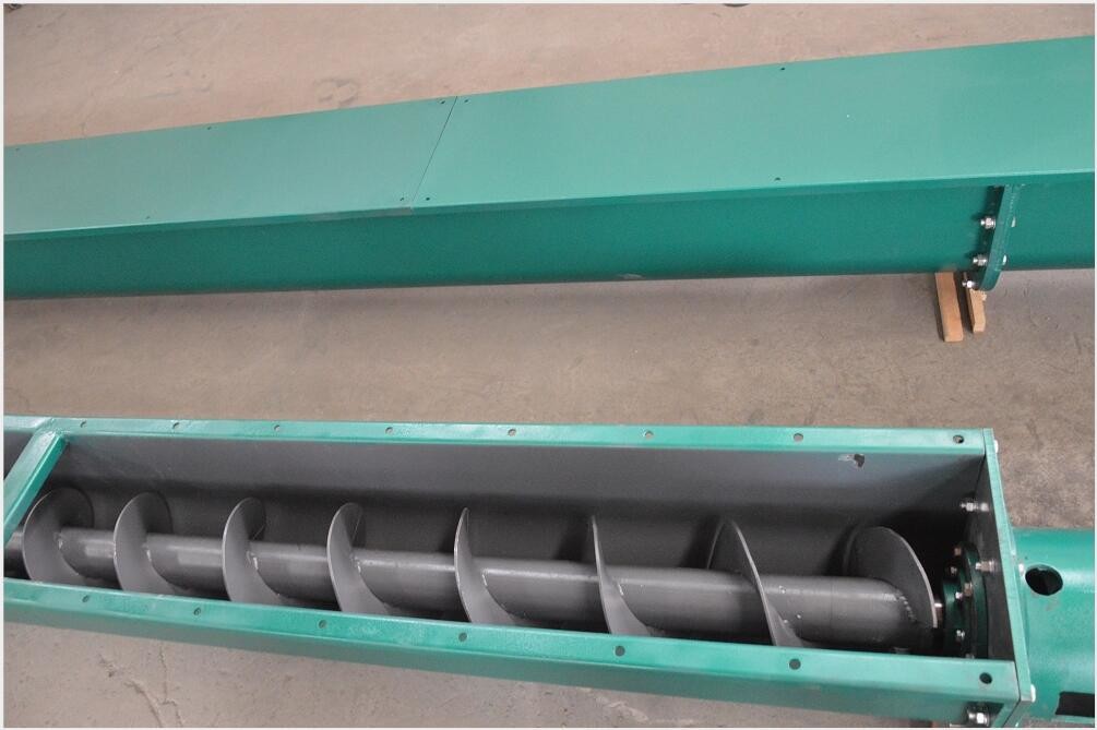 Chemical Plant Using U Trough Screw Conveyor System For Powder