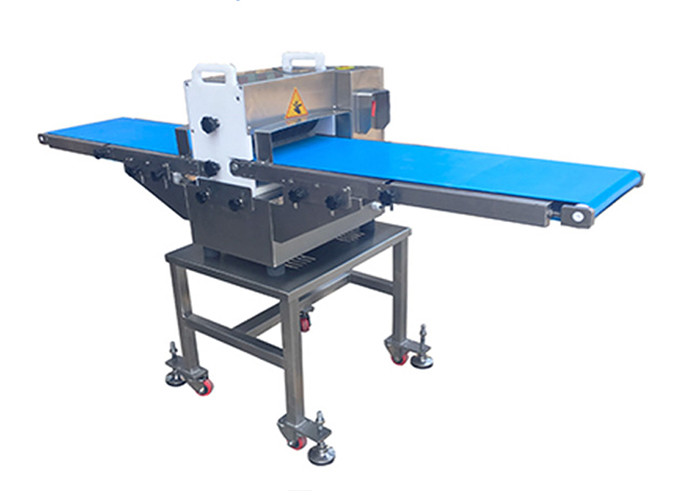 1000KG/H Fish Chicken Meat Cutting Machine 50cm Conveyor Bandwidth Fresh Meat Strip Machine
