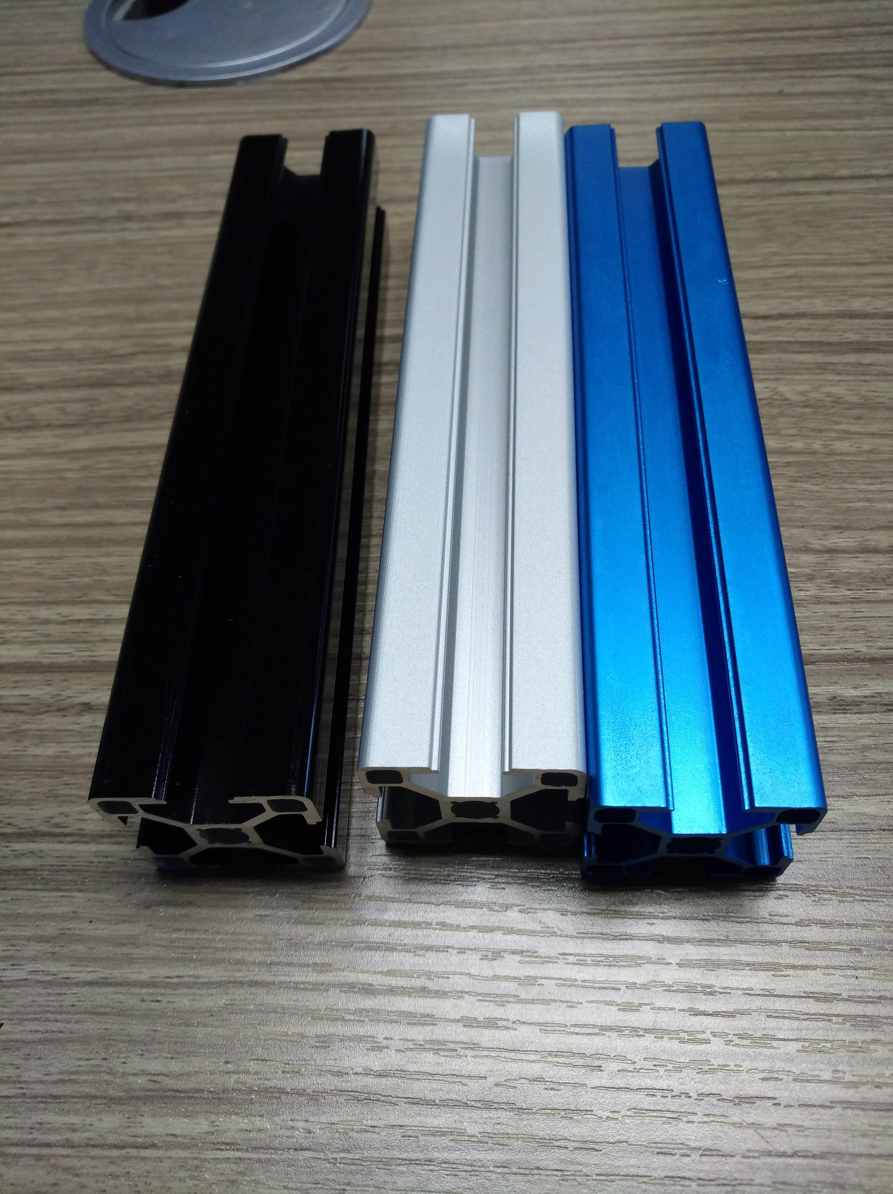 6063-T5/6061-T6 Kinds of Color Powder Coating Aluminum Extruded Profiles