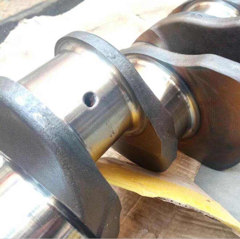 Komatsu Truck Engine Parts Forged Crankshaft S6D125 6151-31-1110 Good Crankshaft