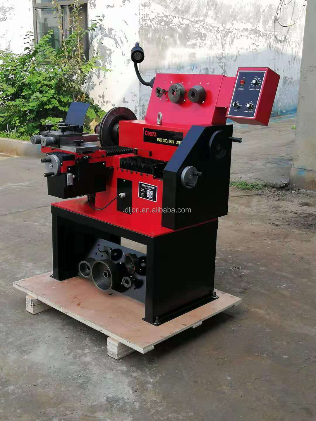 High Quality C9372 Car Brake Drum And Disc Cutting Lathe Machine