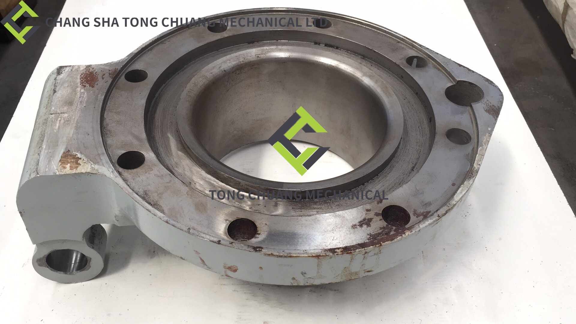 Zoomlion Concrete Pump Discharge port CIFA pump truck S000245226/QT700-2 001690205A0000013