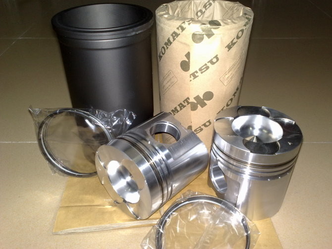 6D125 6151-22-2220 Cylinder Liners Excavator Engine Parts