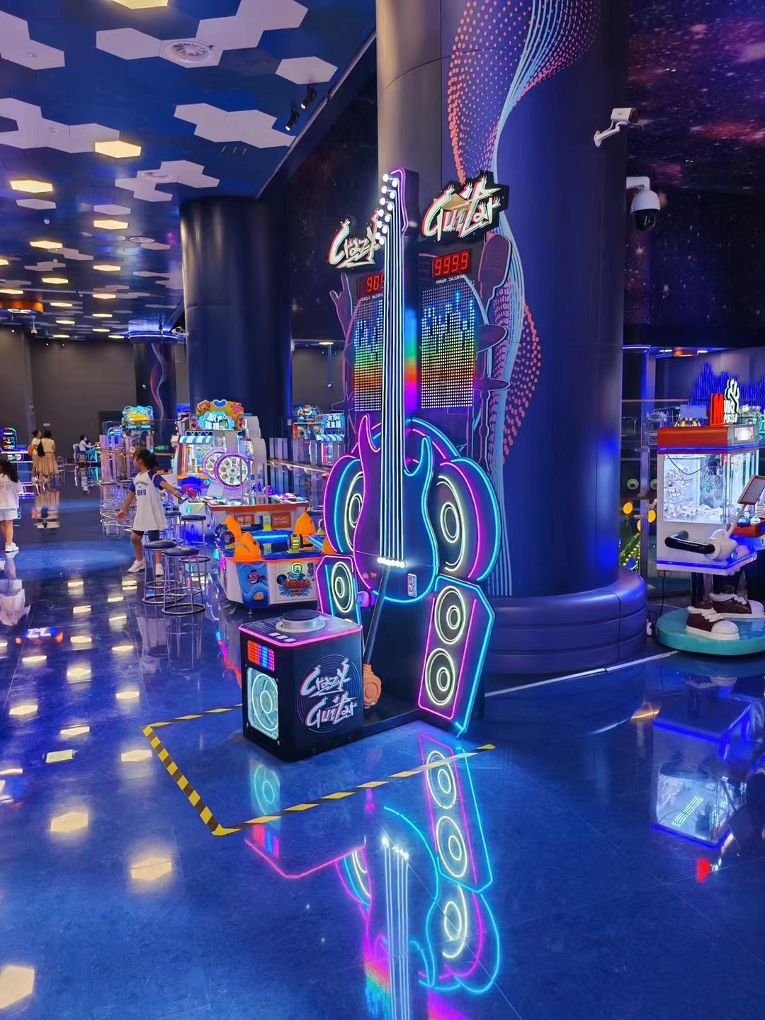 Entertainment Attractive Design Crazy Guitar Game Machine Coin Operated
