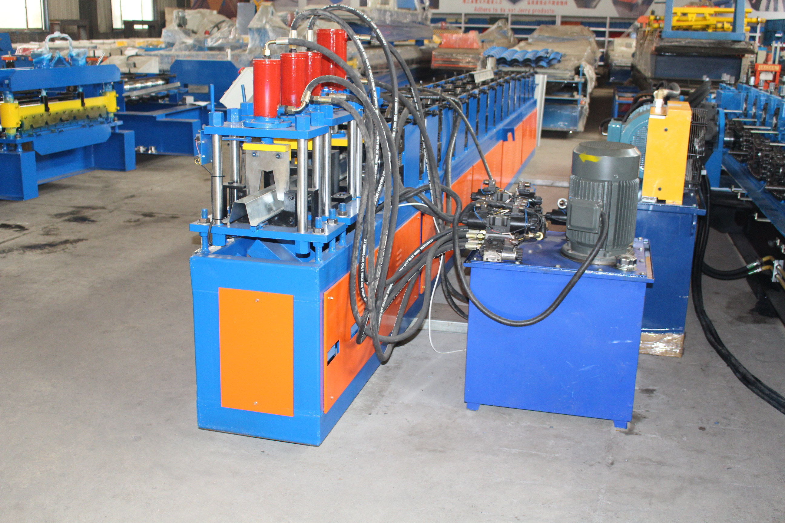 Ppgi Din Rail Roll Forming Machine Omega Profile Stud Making