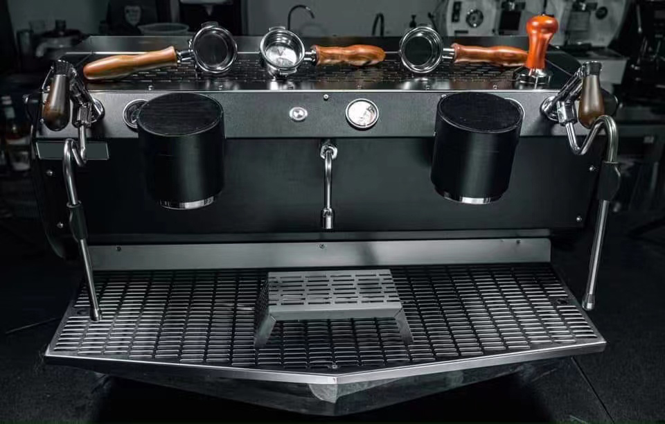 Touch Screen Display Commercial Double Group Espresso Coffee Maker for Your Business