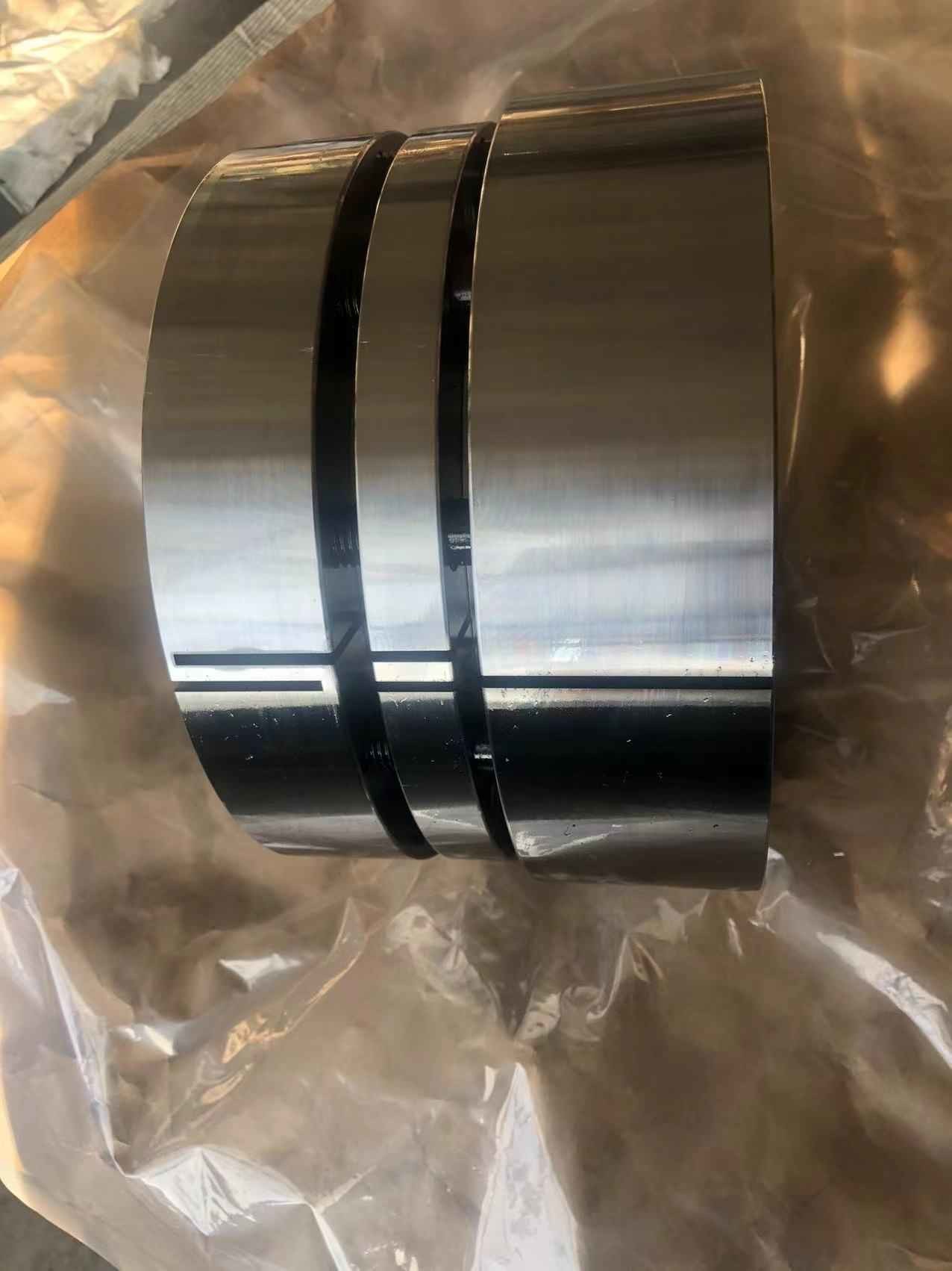 OEM Service Cylindrical Roller Bearing Single Row Double Row Four Row NJ200 Series