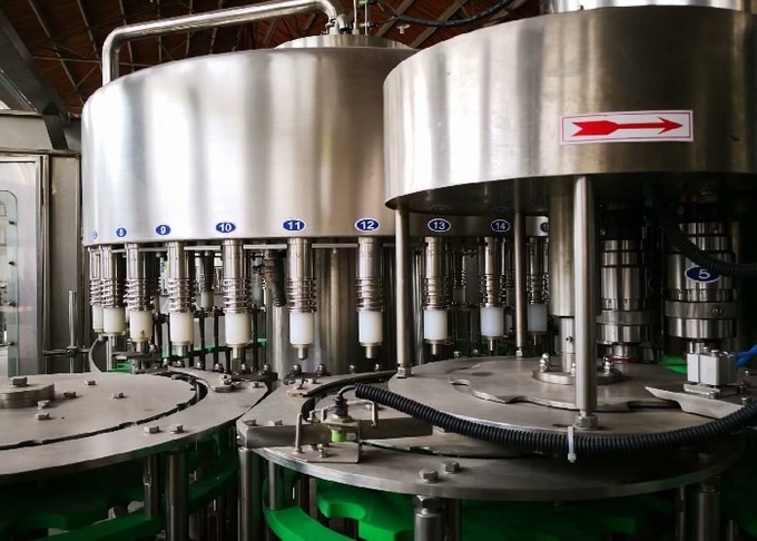 24000BPH 7.87KW Bottled Water Filling Machine PET Plastic PLC SUS304 1