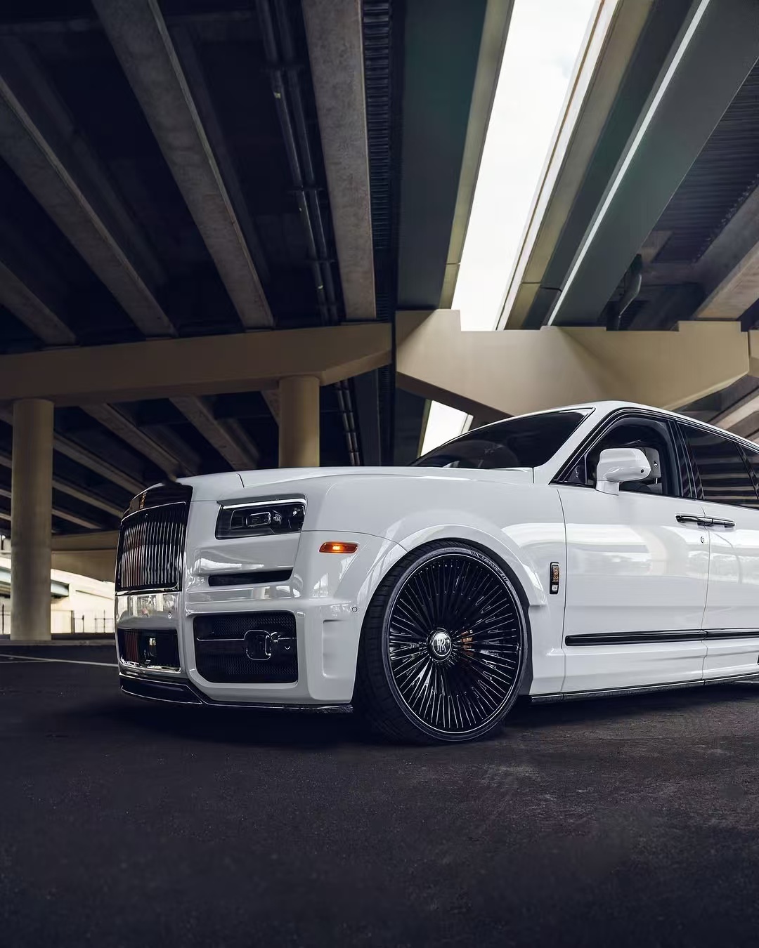 150MM Rolls Royce Cullinan Bodykit UB Style Spoiler Widebody Kit