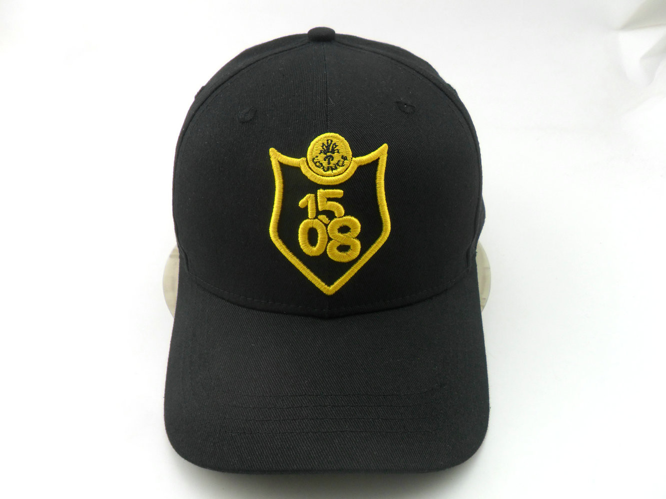 Customized Fabric Color Sports Cap With 3D Customized Embrodiery Logo And Adjustable Buckle Strap