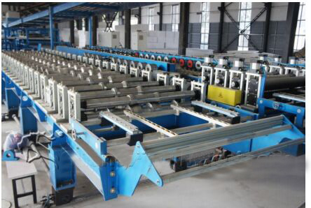 4m/min Sandwich Panel Roll Forming Machine 16T EPS Coil