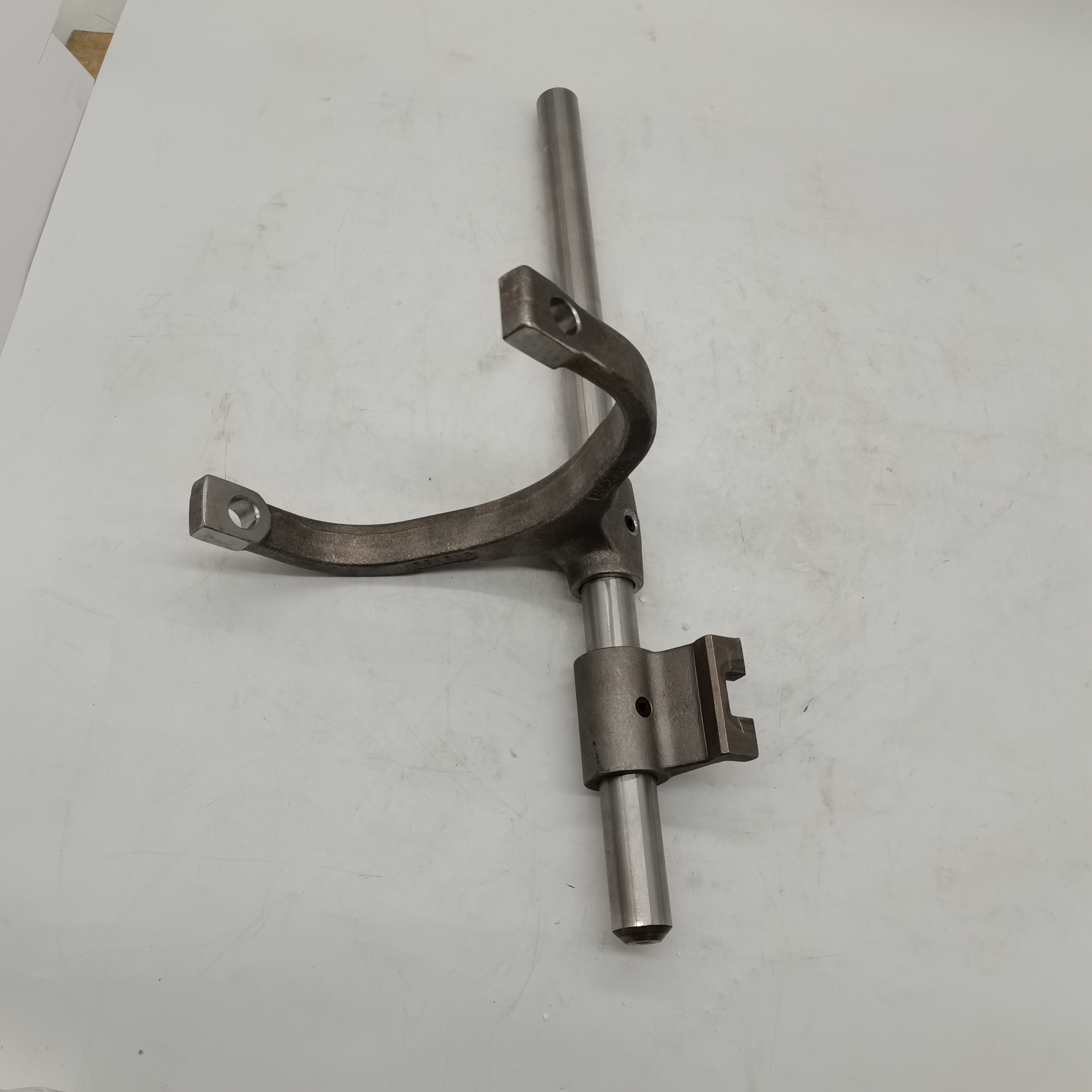Fast original C12 gearbox 3/4 gear shift fork shaft assembly 11852045 11852053 11852065 11852057