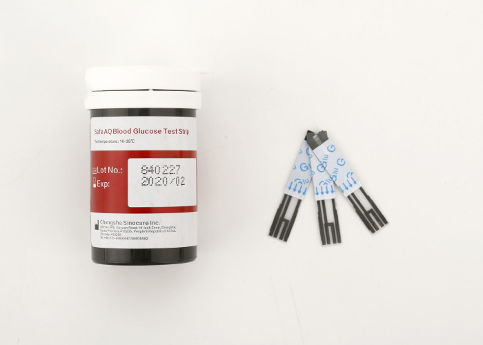 Control Solution Detection Blood Glucose Test Strips , Glucose Check Strips 6 Months Lifespan