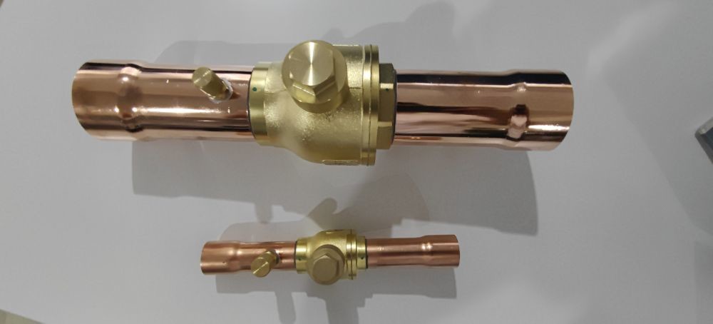 -10˚C To 100˚C Polish Brass Refrigerated Welded Ball Valve PTFE