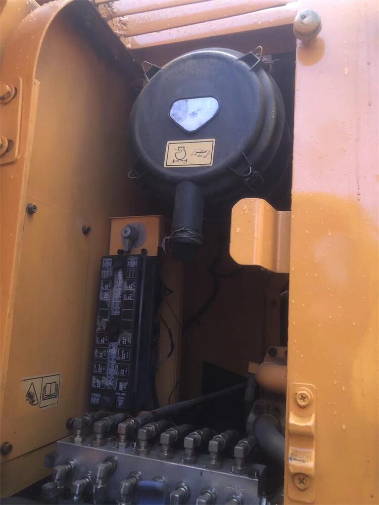 Used Excavator Hyundai R225lc-9T Original Hydraulic Cylinder and Retro Design Included