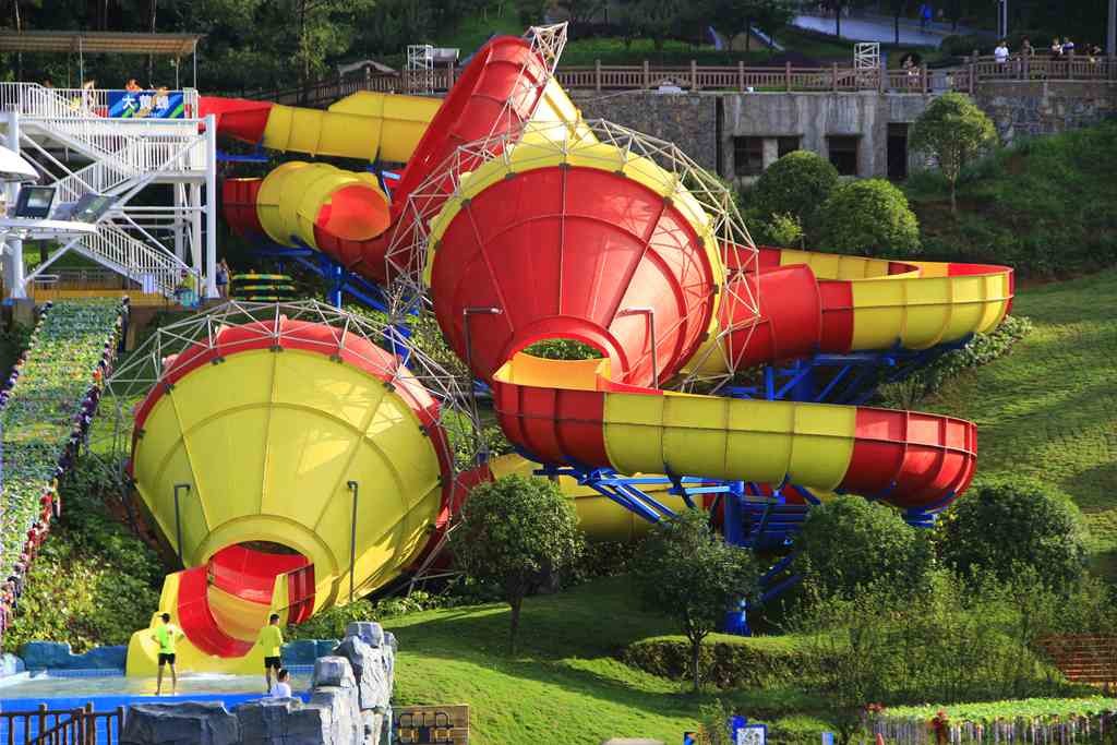 Galvanized Carbon Steel Structure Water Slides for Adventure Water Park