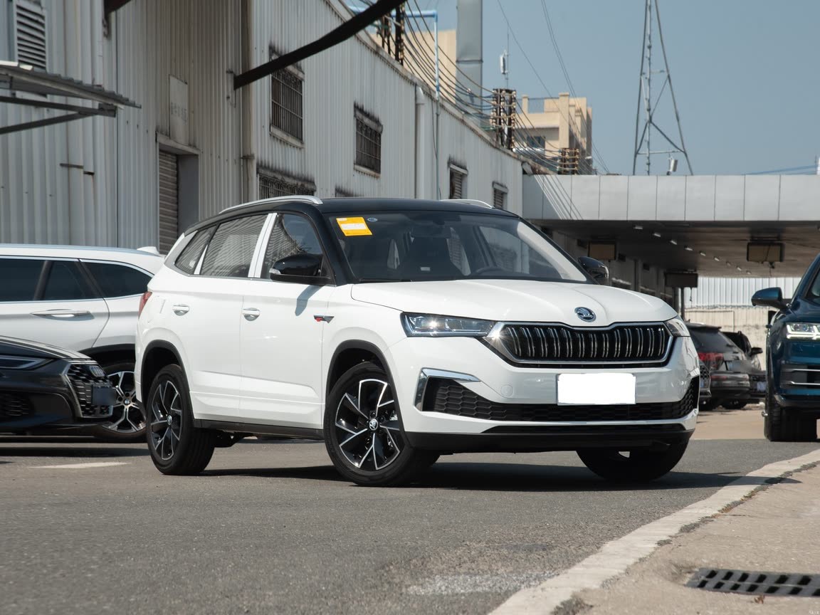 Komic GT 1.5L Edition Premium Version gasoline car Small SUV 109 hp L4 Openable panoramic sunroof
