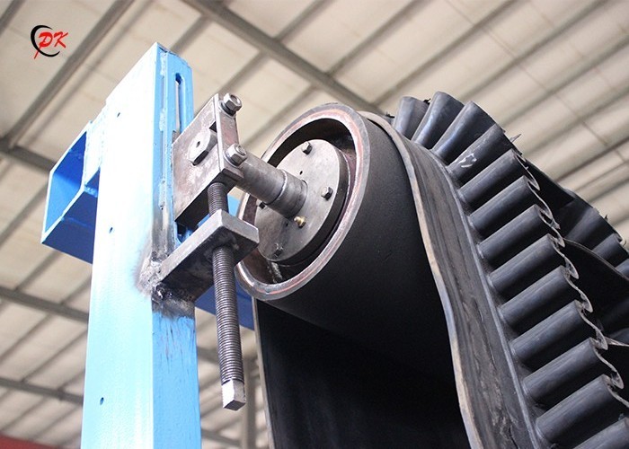 China inclination power plant vertical conveyor belt