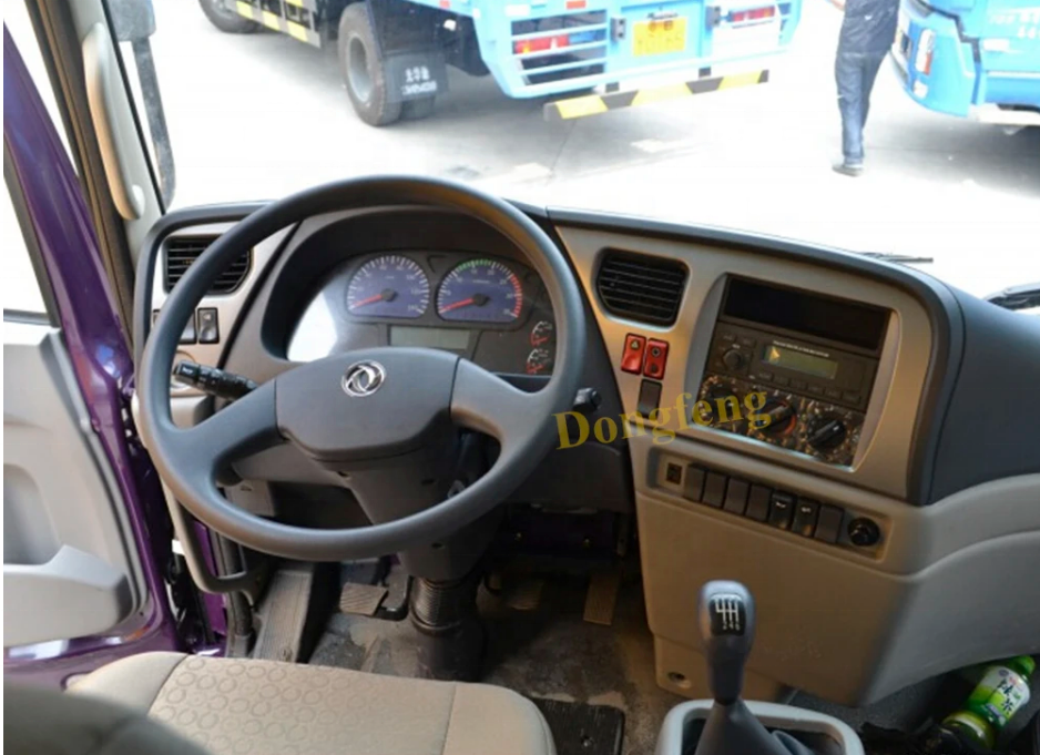 Dongfeng 4x2 Dump Truck With Good Performance Diesel Fuel Euro 3 Emission Standard