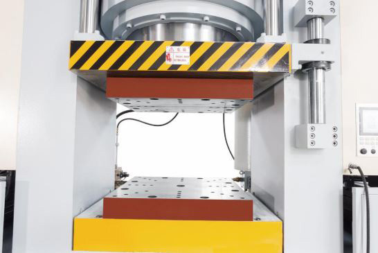 Cold Forging Hydraulic Press Machines 5000ton Nonstick Pan Frying Pan 1250x1250mm 80Mpa