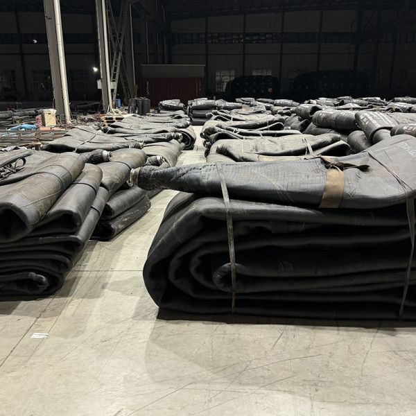 Heavy Duty Airbag High Strength Rubber Safe Ship Launching Stable Bearing Performance