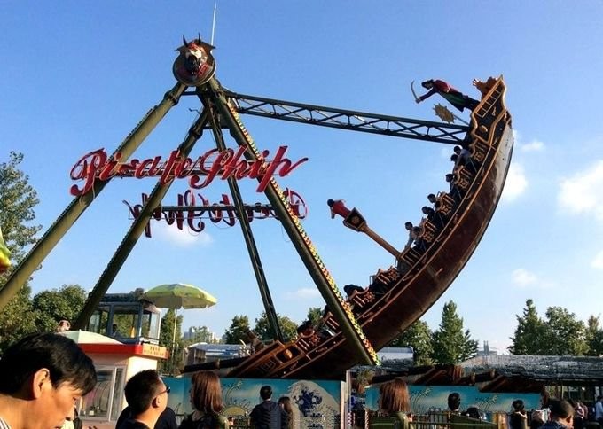 40 Seats Pirate Ship Amusement Ride With Non Fading And Durable Painting