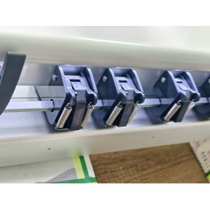 Precise Marginless Cutting Plotter ZK500 With Dual Axis Automatic Induction