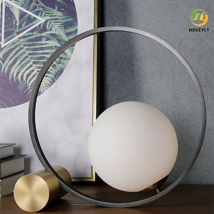 Antique Custom Modern Table Lamp For Interior Showroom D420 X H360