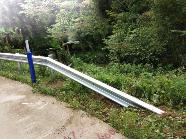 Powder Coated Outdoor Security Road Safety Guardrail Anchor End with Galvanized Finish
