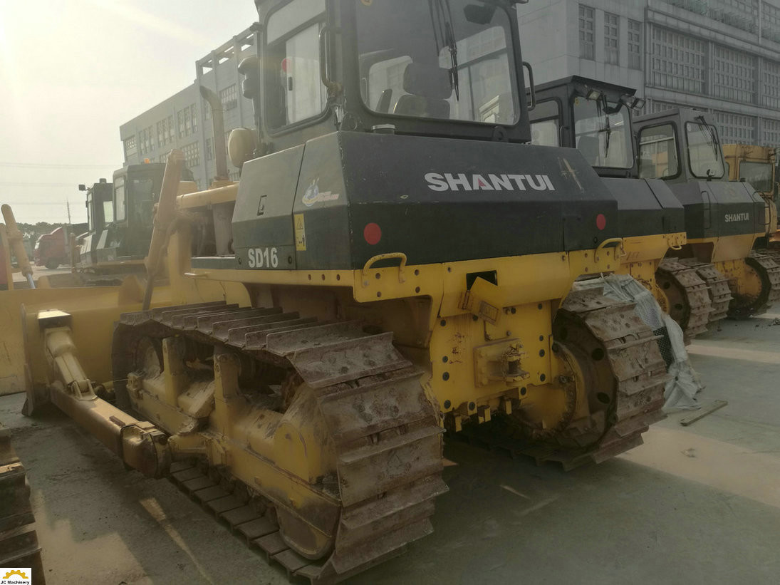 Almost New Shantui SD16 Bulldozer , Used Crawler Dozers With Original Engine And Pump